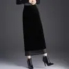 Falda de Terciopelo Dorado con Lunares para Mujer, Nueva Falda Recta de Cintura Alta que Cubre la Cadera Otoño/Invierno 2026, Falda Elegante para el Trabajo, Casual y Moderna