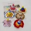 Chapéu Colorido Doce de Princesa Pequeno Adorno de Cabeça, Chapéu de Crochê de Lã Grampo de Cabelo, Adorno de Cabeça Feito à Mão Produto Acabado