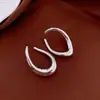 Pendientes de Media Luna Pleateados de Perlas Ligeras Estilo Francés, Pendientes de Moda de Lujo Ligero de Gama Alta, Pendientes de Diseño Elegante de Nicho