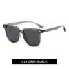 Nuevos Armazones para Gafas Cuadrados con Tachuelas, Modernos y Versátiles, Gafas de Sol con Protección UV, Gafas de Sol Polarizadas Tr en Stock de Fábrica