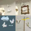 Gesso Branco Puro Francês Borboleta Escultura de Incrustação 3D Decoração de Parede de Sala de Estar Formato de Combinação de Flores de Canto Parede 3D