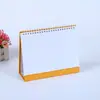 Fabricante de Fuerza Kit de Calendario de Escritorio Terminado de 8 pulgadas al por Mayor con 13 Páginas A5 Impresión a Color a Doble Cara Papel Recubierto Calendario de Escritorio Personalizado