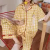 Dulce pijama de cuadros amarillos con estrellas para mujer, conjunto de dos piezas de manga corta y pantalón largo con ribete de encaje, ropa de casa de estrellas para niñas