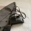 Bolso Rojo para Mujer, Nuevo Estilo Trendy Primavera 2026, Bolso de Hombro Elegante y Versátil, Bolso Cruzado Tipo Cubo de Gama Alta