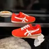 Sapatos Femininos Versáteis da Moda Novos Tênis Casuais Leves de Primavera e Outono Tênis Esportivos Confortáveis da Moda