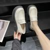Zapatos pequeños de cuero estilo británico retro para mujer 2025 Nuevo Otoño Estilo japonés Estudiante Versátil Suela gruesa Aumenta la altura Mocasines