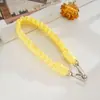Nuevo llavero con cadena de cuero estilo Chanel con perlas para teléfono, portátil, resistente a caídas, de aluminio, para mujer