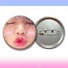 Broche de emblema de folha de flandres Zhang Hao, alfinete de milho, concerto yum deve ajudar na produção de materiais ao redor