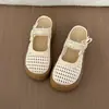 Medias pantuflas Mary Jane tejidas de suela gruesa para aumentar la altura para mujer para usar con faldas, sandalias de nuevo estilo para el verano 2026