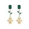 Brincos Europeus e Americanos Exquisitos Longos Flor de Diamante Brilhante, Brincos Florais de Diamante Colorido Exagerados de Alta Qualidade para Outono e Inverno, Estoque Pronto Transfronteiriço para Mulheres