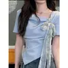 Camiseta de Manga Corta Off-Shoulder Dulce y Picante para Mujer, Verano Irregular Estilo Francés Adelgazante Top Puro Deseo, Venta al por Mayor para Comercio Exterior