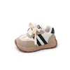 Zapatos Casuales para Caminar para Niños 2025 Verano Nuevos Tenis Casuales Versátiles para Niños Zapatos Forrest Gump Zapatos para Correr para Niñas