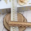 Suministrado Directamente del Fabricante, En Stock Cinta de Encaje Estilo Chanel con Perlas, Nuevos Accesorios de Moda para Ropa, Cinta Plisada de Gasa
