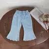 Calça flare de algodão jeans para meninas Cutemily, outono e inverno, com bordados e acabamento ondulado fofo.