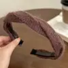 Nova Moda Coreana Macio Veludo Pelúcia Faixa de Cabelo Tricô Torcido para Mulheres Suave e Versátil Faixa de Cabelo Street Headwear