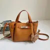 Bolsa portátil de gran capacidad para mujer, nueva tendencia de moda verano 2026, bolso tipo cesta retro, elegante bolso cruzado