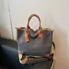 Bolsa Tote de Grande Capacidade 2025 Nova Bolsa de Mão Versátil Bolsa de Ombro de Moda de Alta Qualidade Bolsa de Viagem