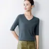 Suéter de malha fina com decote V e mangas de três quartos, novo para primavera e outono, moderno e versátil, caimento solto, modelador para mulheres