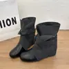 Botines cortos vintage a juego con tacón oculto, botas adelgazantes para mujer Bai 2026 estilo plano para falda, nuevos de verano, negro