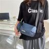 Bolso Pequeño Casual con Letras para Mujer 2026 Nuevo de Moda Versátil Bolso de Hombro/Axila Bolso Cruzado Cilíndrico de Celebridad de Internet