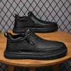 Zapatos de Hombre Retro Británico Botas Martin Zapatos de Cuero para Hombre Antideslizantes Resistentes al Desgaste Cómodos Zapatos de Trabajo Nuevos Zapatos de Otoño 2025