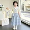 Conjunto de Verano para Niñas: Nuevo Conjunto de Dos Piezas para Niños Mayores: Camiseta de Manga Corta Estilo Coreano con Encaje y Falda de Capas a Cuadros