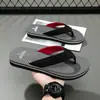 Chinelos Casuais de Verão Resistentes ao Desgaste para Homens, Sandálias Personalizadas Antiderrapantes para Uso Externo no Verão para Homens, Chinelos para Homens