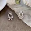 Clipe de Orelha Argola de Zircônia Super Brilhante Toque de Luxo Leve Alto Padrão Sem Perfuração Clipe de Osso da Orelha Acessórios de Brinco Simples Versátil de Nicho