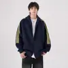 Suéter cárdigan de tres rayas para hombre, nuevo estilo americano de primavera y otoño, marca de tendencia, casual, versátil, chaqueta con capucha, abrigo