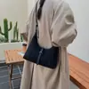 Bolsa Satchel Fosca Casual Retrô Bolsa Bolinho para Mulheres 2025 Outono Nova Moda Estilosa Tendência Bolsa de Ombro Único Transversal
