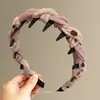 Diadema retorcida fresca y elegante, de lujo ligero para mujer, adecuada para el uso diario en primavera y verano, diadema de ala ancha, dulce accesorio para el cabello estilo coreano