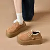 Sapatos casuais femininos de plataforma com sola grossa, cobertura total, novos mocassins slip-on outono 2026, sapatos baixos casuais retrô com sola macia