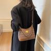 Bolsa de lã com contraste de cores, bolsa xadrez de nicho feminina 2024, nova bolsa transversal da moda, bolsa de ombro com contraste de cores e axilas