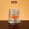 Lujo Ligero Rotación de 360 Grados Alivio del Estrés Estrella Diamante Cristal de Cristal Copa de Vino Vaso de Whisky Diseño Minimalista Moderno