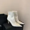 Botas curtas de bico fino com salto alto, novo estilo europeu e americano de 2026, botins de tornozelo patchwork de salto fino, botas de ajuste justo, botas curtas marrons retrô