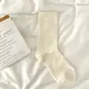 Calcetines Flojos Sin Costuras para Mujer, Calcetines de Algodón Puro hasta la Mitad de la Pantorrilla, Versátiles para Primavera y Verano, Calcetines de Algodón Blancos y Negros, Transpirables y Resistentes al Olor, Calcetines de Maternidad
