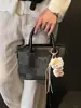 Bolso de Mano de Alta Gama para Mujer, 2026 Nuevo Bolso de Hombro de Moda Tendencia Nicho Súper Popular, Bolso Cruzado Tipo Cubo de Primavera