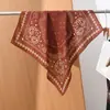 Pañuelo pequeño cuadrado de algodón y lino con estampado de espiga estilo "old money", pañuelo para la cabeza tipo terciopelo sedoso, chal protector solar para el cuello para mujer