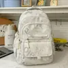 Mochila Preta Cool e Discreta com Estampa Completa de Corações e Flocos de Neve, Multi-Compartimentos, Grande Capacidade, Mochila Leve para Alunos do Ensino Fundamental e Médio