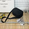 Mochila Pequeña Ligera Japonesa Casual de Moda Bolso de Hombro Simple Bolso Cruzado de Tres Capas de Alta Calidad Bolsa Deportiva Versátil para Mujer