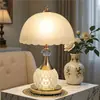 Luminária de Mesa de Cristal de Luxo Leve Yusheng Lâmpada de Cabeceira Moderna Europeia para Quarto Lâmpada Decorativa Romântica para Quarto Europeu