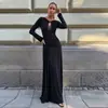 Venta al por mayor de Vestidos de Moda Otoño 2026 con Cuello Retorcido, Manga Larga, Corte Ajustado, Huecos y Plisados para la Moda Femenina Europea y Americana