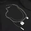 Collar Doble Capa Apilable de Acero Inoxidable Estilo Hong Kong para Hombres y Mujeres Hip-Hop Marca de Moda ins Colgante Cuadrado Retro Personalizado con Letra de Marca