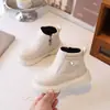 Botas de cuero para niños, nuevos modelos de primavera y otoño, botas lisas y clásicas de color sólido para niños pequeños, modernas botas estilo coreano Martin para niñas pequeñas