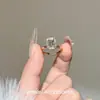 Anillos de Diamantes Brillantes de Lujo Ligero y Exquisitos, Apilables y de Moda, Versátiles y Elegantes, con un Diseño Sofisticado y una Sensación de Alta Gama, Adecuados para el Uso Diario