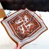 Nuevo Pañuelo Triángulo Paisley Vintage para Mujer, Accesorio para Jeans, Cinturón, Ropa en Capas, Lazo para la Cintura, Lazo para el Cuello, Pañuelo Cuadrado, Pañuelo de Cuello