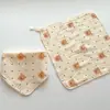 Toalla cuadrada pequeña de algodón de gasa con hebilla, toalla triangular multifuncional, al por mayor, encaje, tela arrugada, babero para bebé, toalla para bebé