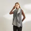 Lenço Quadrado Grande Estampado em Veludo Transfronteiriço, Protetor de Pescoço à Prova de Vento, Lenço com Padrão Espinha de Peixe, Xale Literário de Temperamento para o Dia a Dia Feminino em Estoque