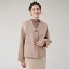Abrigo de Lana Simple de Doble Cara Otoño/Invierno 2026 para Mujer, Corto con Cuello en V y Botones de Cuerno, Chaqueta de Lana Pura Moda y Minimalista