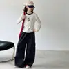 Conjunto Esportivo Duas Peças Outono 2026 para Meninas - Nova T-shirt Super Estilosa de Manga Longa e Calça de Pernas Largas para Crianças Maiores